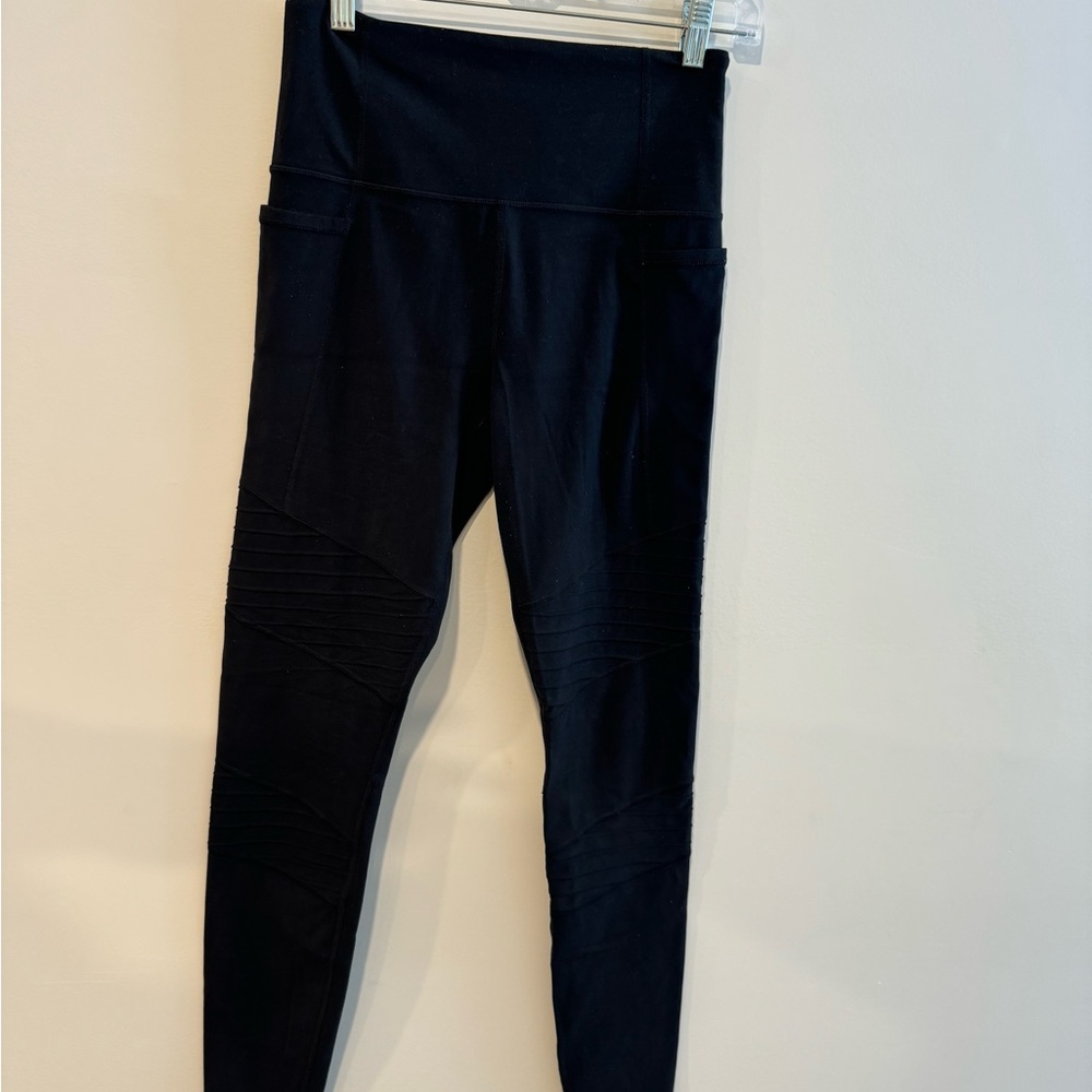 Athleta Black Ribbed Leggings Size S with Pockets - Picture 10 of 10